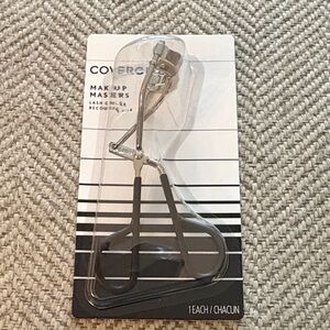 COVERGIRL Lash Curler with Black Handles and Silver Finish